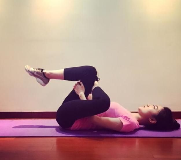 睡觉突然腿抽筋可能并非缺钙,睡觉时腿抽筋是缺钙还是血脂高