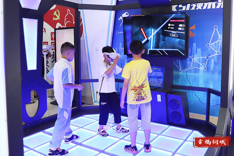 多彩活动点亮暑假生活,多彩缤纷的暑假生活