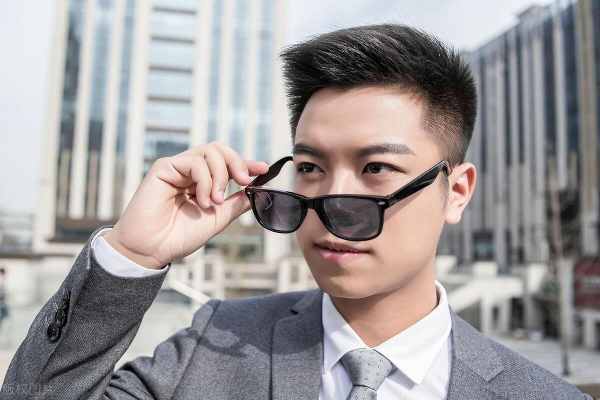 为何男性如此渴望夫妻生活？无非是这4个原因，女性也无需害怕