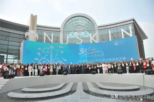 一年捞金170亿！这家比权健还狠的美国公司，为何还在吸血中国人?