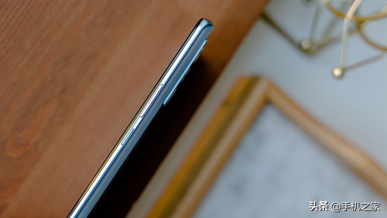 iqooneo5和realmeneo2选哪个,iqooneo5s玩原神实测