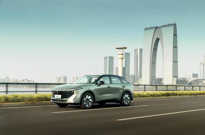 东风日产启辰大v油电混动,东风日产启辰混动大v