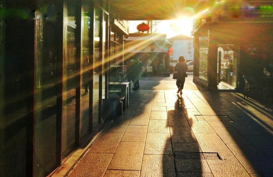 跟美国人学英语口语每日5句,美式常用英语口语3000句