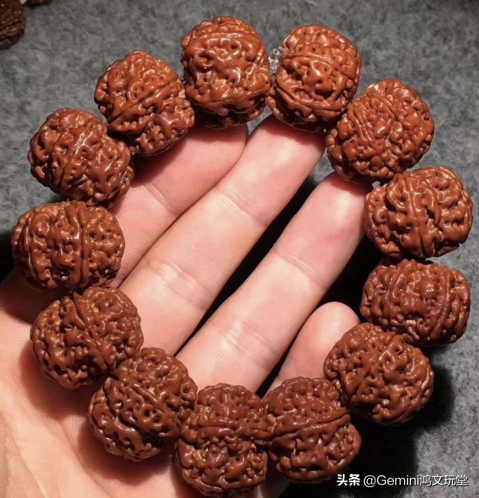 金刚菩提机刷会有色差吗,金刚菩提机刷与手盘对比