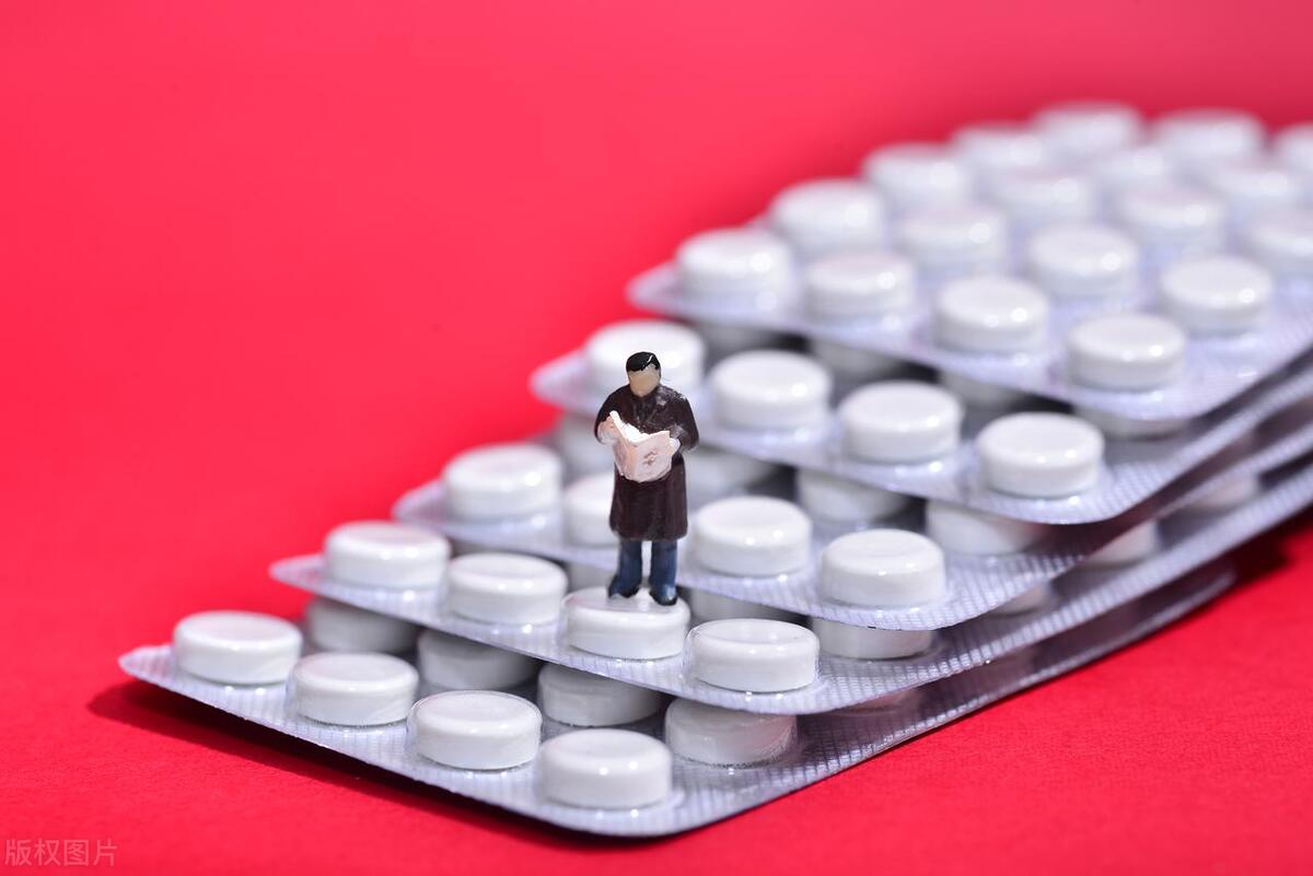 儿童湿疹引起的瘙痒用什么药膏,儿童湿疹很痒怎么办