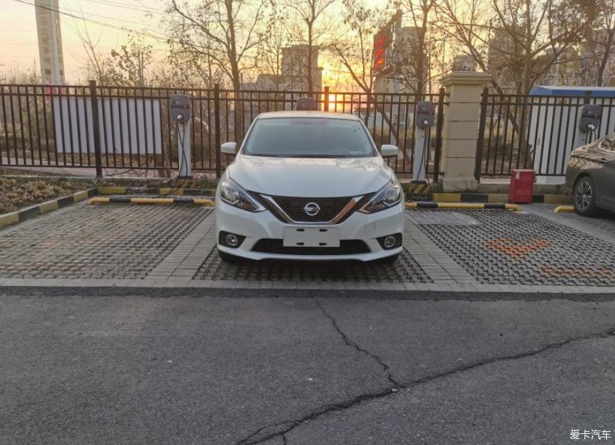 轩逸经典自动豪华2021落地多少钱,22款轩逸经典豪华天窗