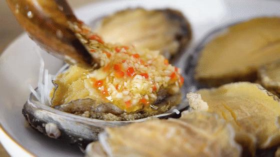 蒜蓉粉丝大虾蒸扇贝,蒜蓉粉丝蒸扇贝鲍鱼生蚝的做法