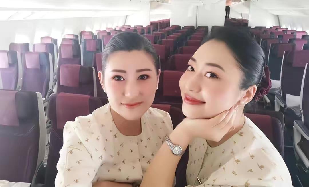 世界杯颁奖的空姐,中国空姐见证梅西颁奖