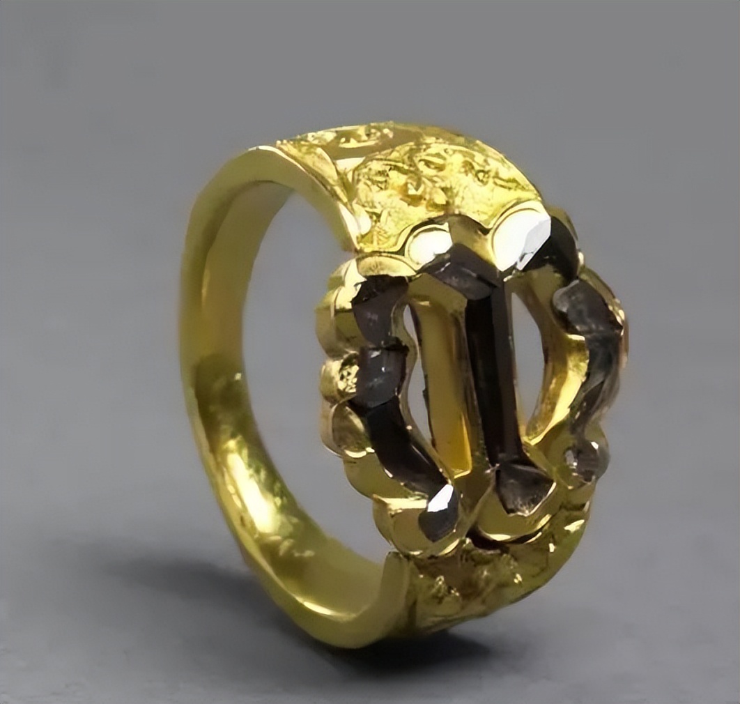 为什么结婚要买钻戒,钻戒和婚戒的关系