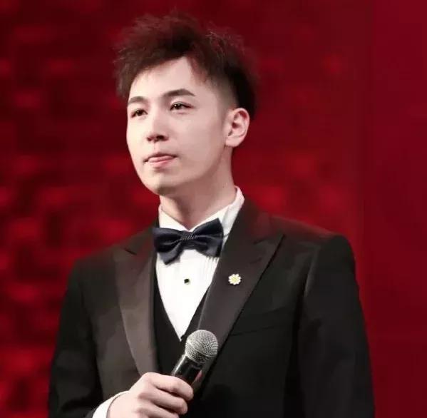 德云社相声演员有几个大胖子,相声德云社五大美男子