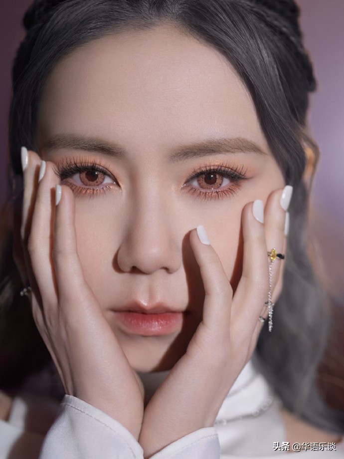 邓紫棋周杰伦一起发专辑,周杰伦邓紫棋演唱会高清版