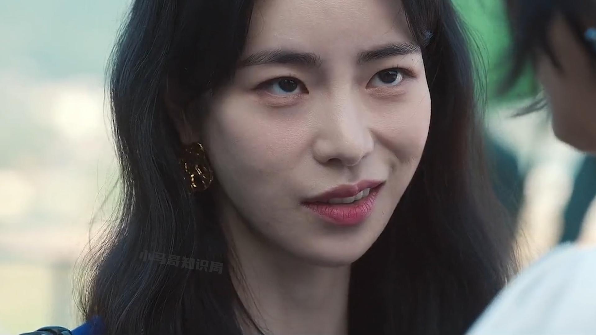 一天只睡三个小时靠咖啡解困,一天只睡四小时四杯拿铁能挺住吗