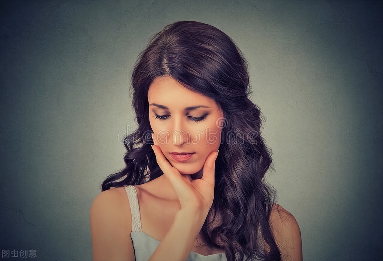 心理问题导致头脑钻牛角尖，要用感知取代头脑，超越思维疗愈心身