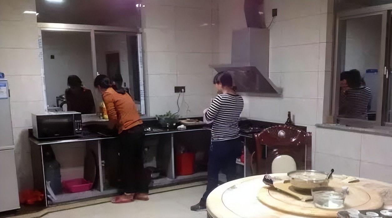 15万就能盖别墅吗为什么,15万建房子靠谱吗