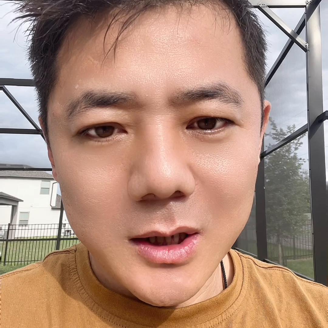 关注我每天分享生活英语,在美国发生的趣事