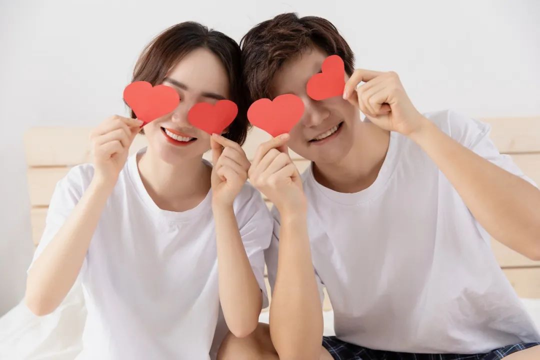 女性在性需求前总是忍着？这些羞于启齿的夫妻问题，别害羞早了解