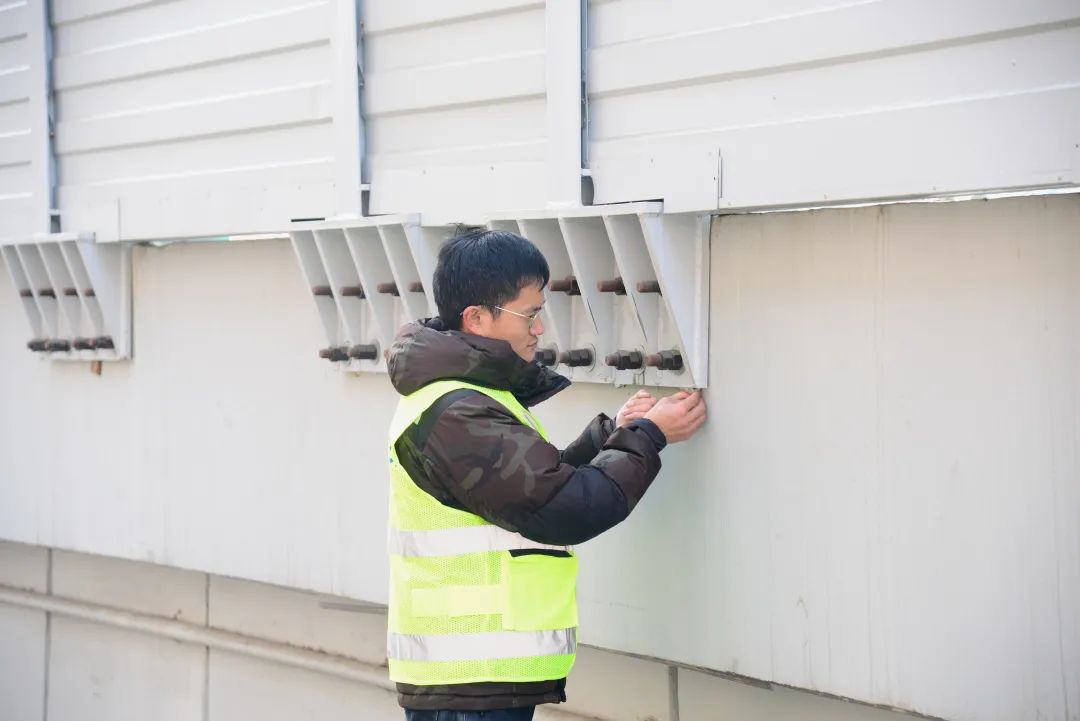 春节我在岗交警坚守岗位不打烊,春节我在岗守护平安不打烊图片