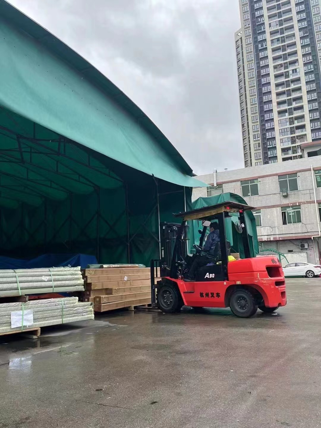 广州网购买的东西如何便宜又快的海运或者空运到澳洲和马来西亚？