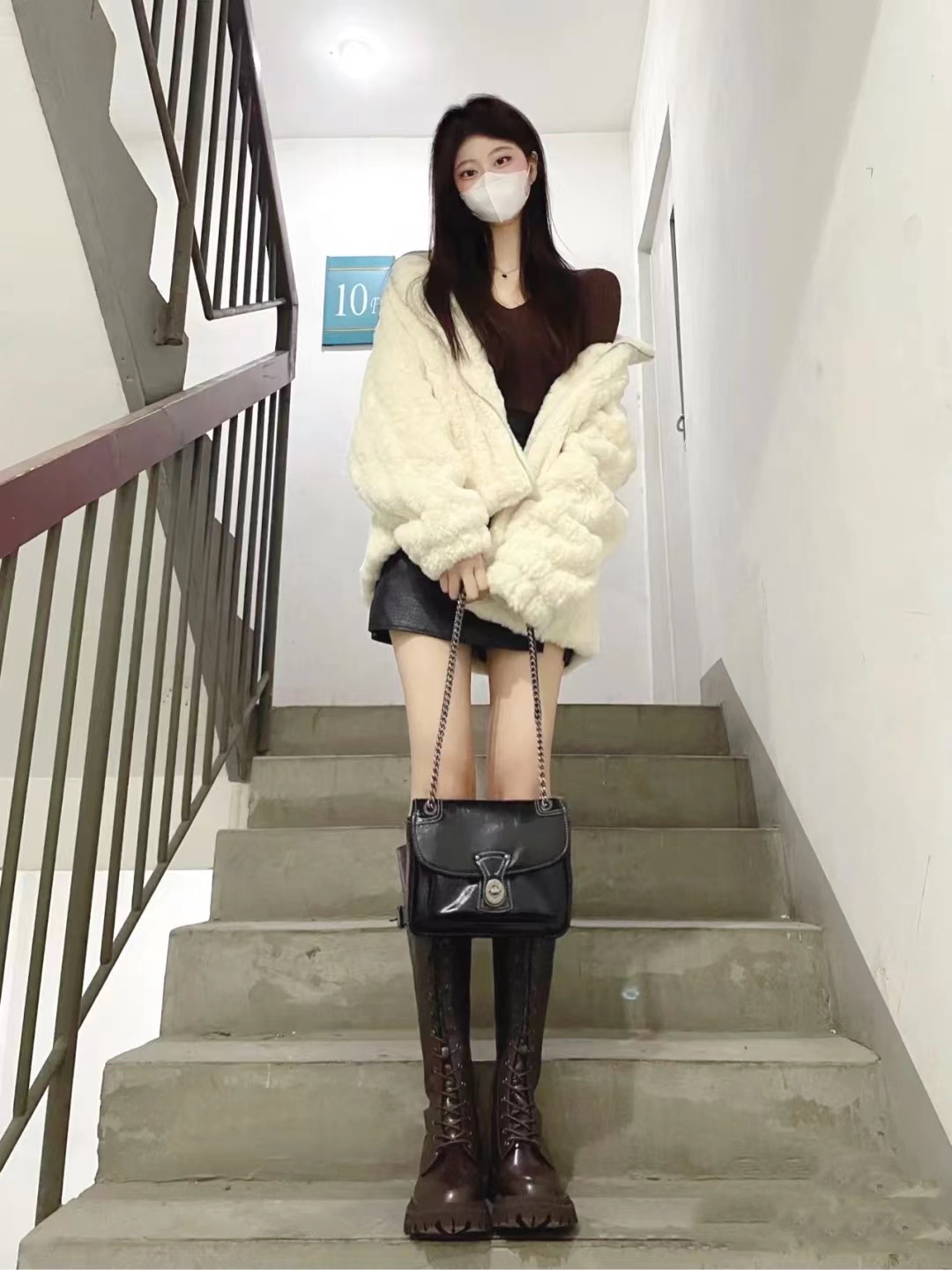 兔毛皮草不显臃肿,兔毛皮草背面硬了怎么办