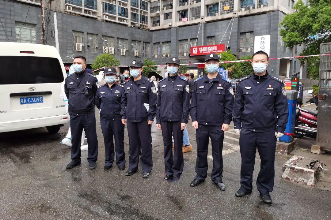 疫情在前!在长沙,有一种守护叫“警察蓝”