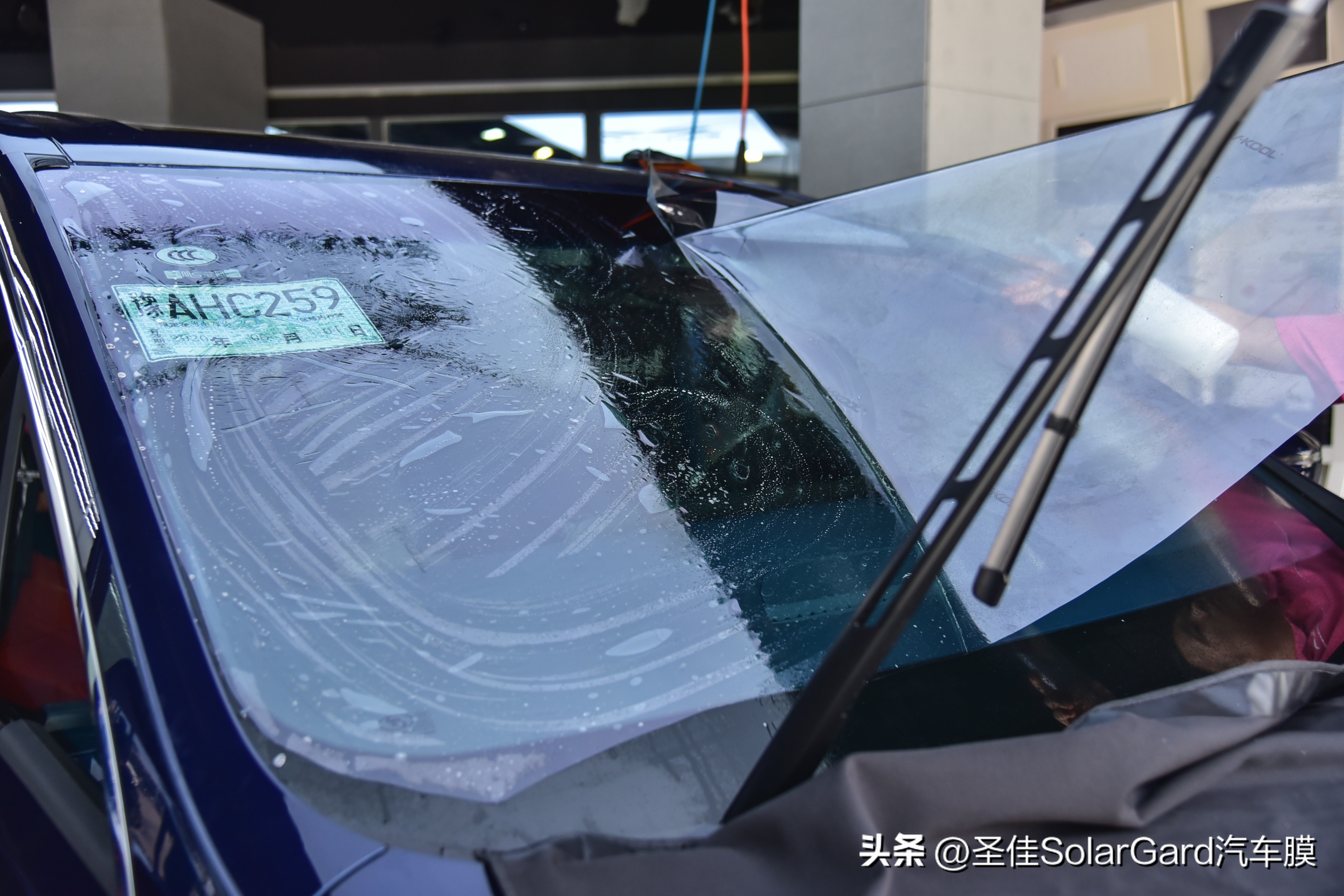 汽车膜尊膜和圣佳哪个好,圣佳隔热膜和量子膜