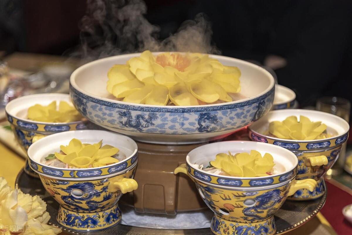 洛阳老街十字街,洛阳老城十字街小吃街推荐