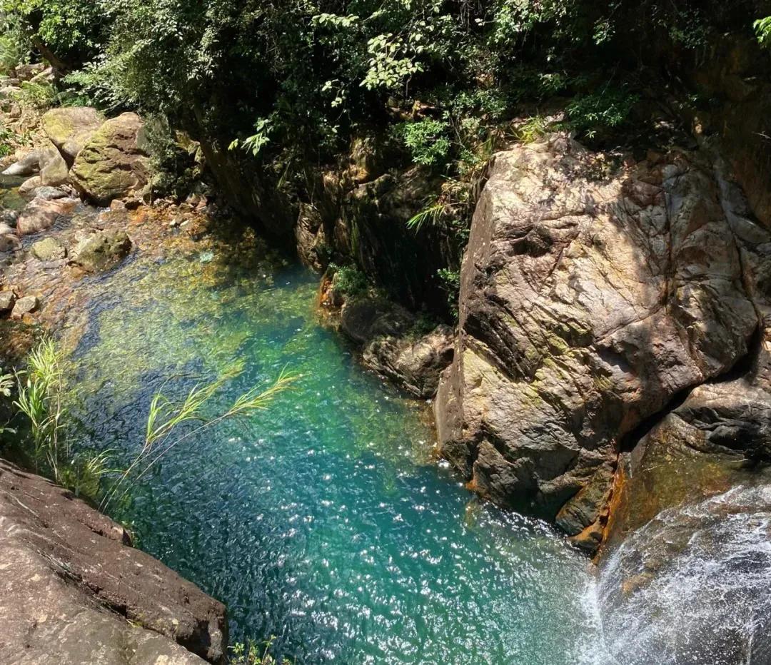 广州白水寨瀑布半人工半自然,广州市白水寨游玩景点