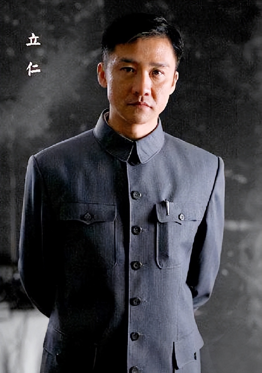 黄志忠和何音离婚后悔吗,黄志忠与何音走进了婚姻