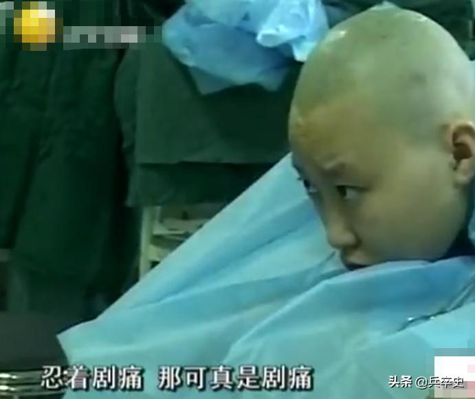 17岁女孩放弃高考捐骨髓救母亲,18岁女儿放弃高考捐骨髓救母亲