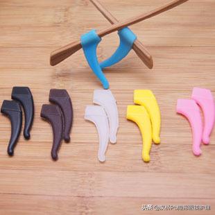 眼镜爱下滑怎么办用最简单的方法,眼镜老从鼻梁上往下滑该怎么办