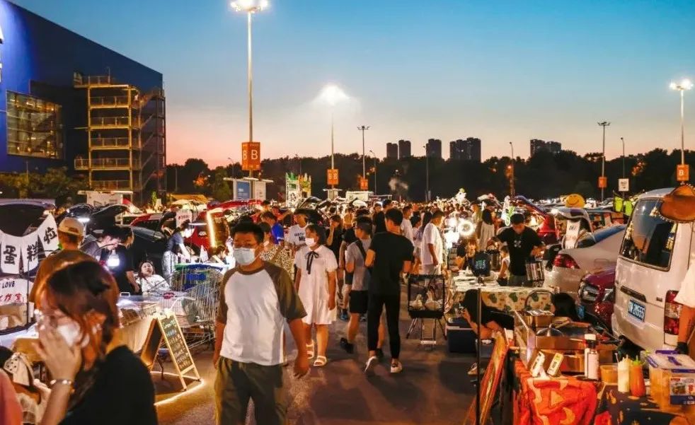 摆摊日入两千,摆摊日入一两千