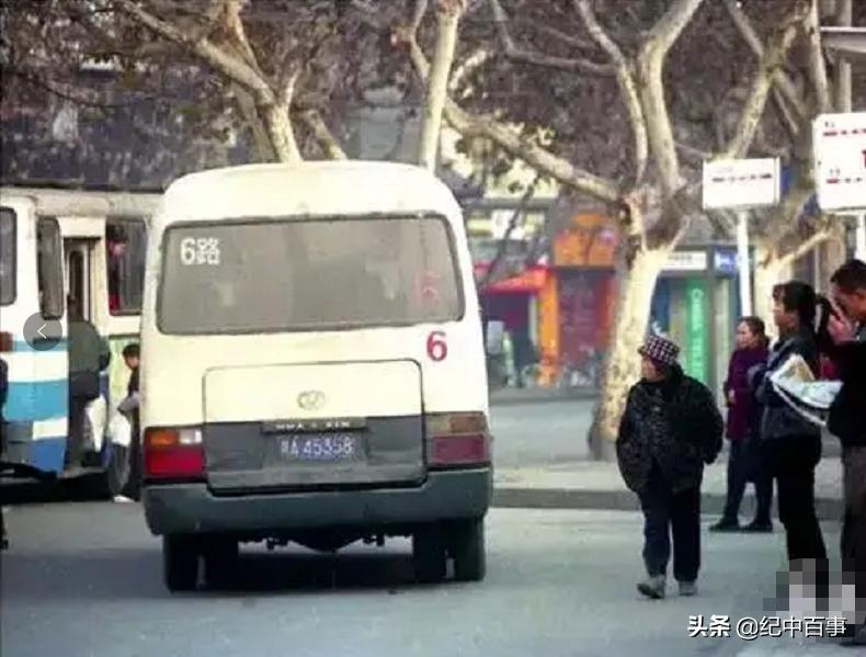 95年女大学生被卖到山村，被迫嫁给40岁老光棍，17年后获救