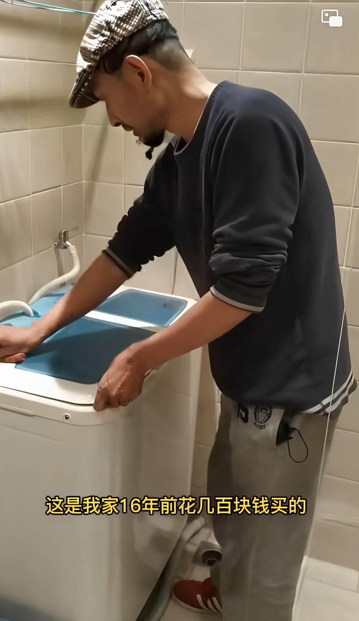 草根歌手阿宝近况,“草根歌手”阿宝的成名之路