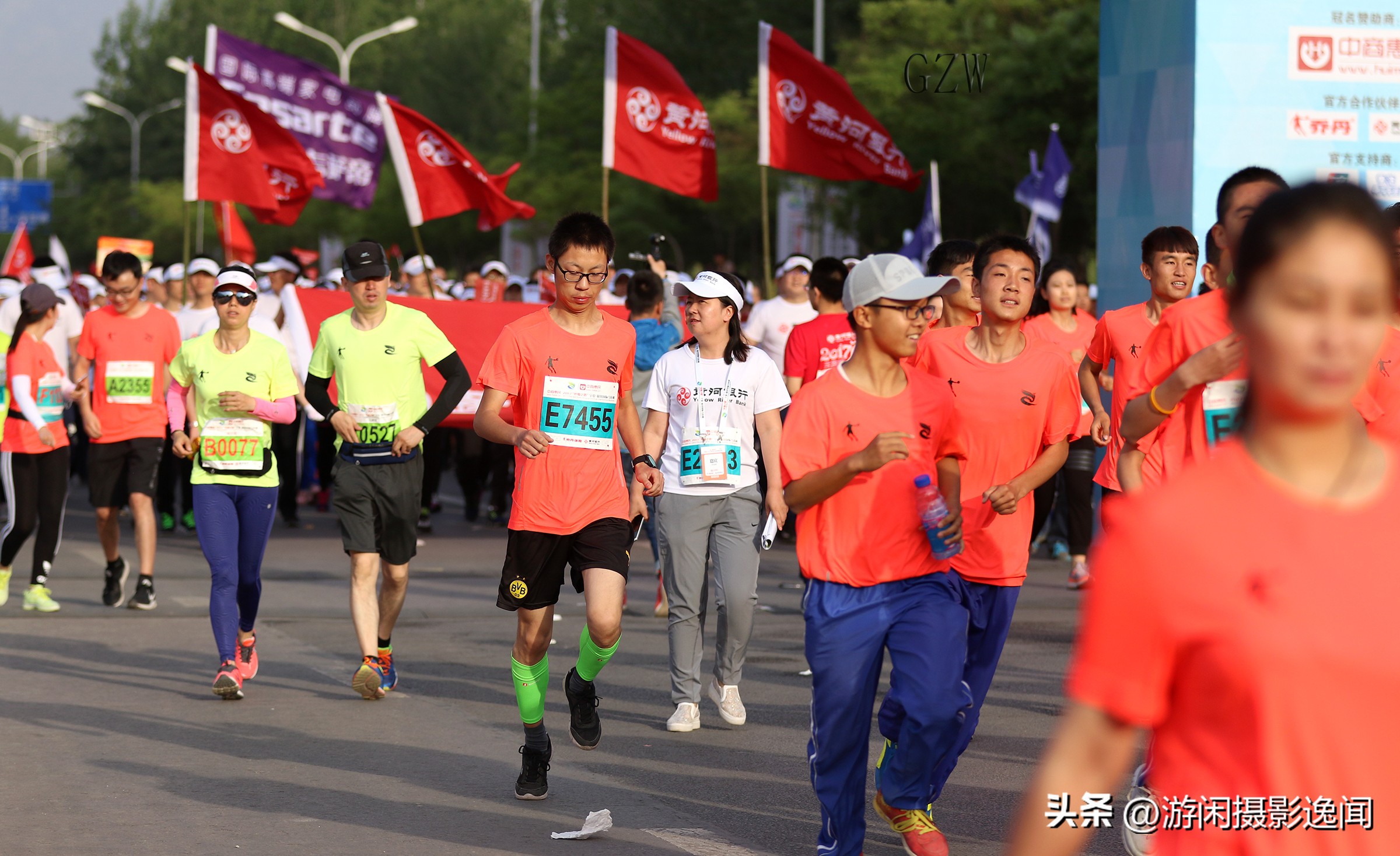 喜迎二十大｜精选照片首届“丝绸之路”宁夏•银川国际马拉松赛