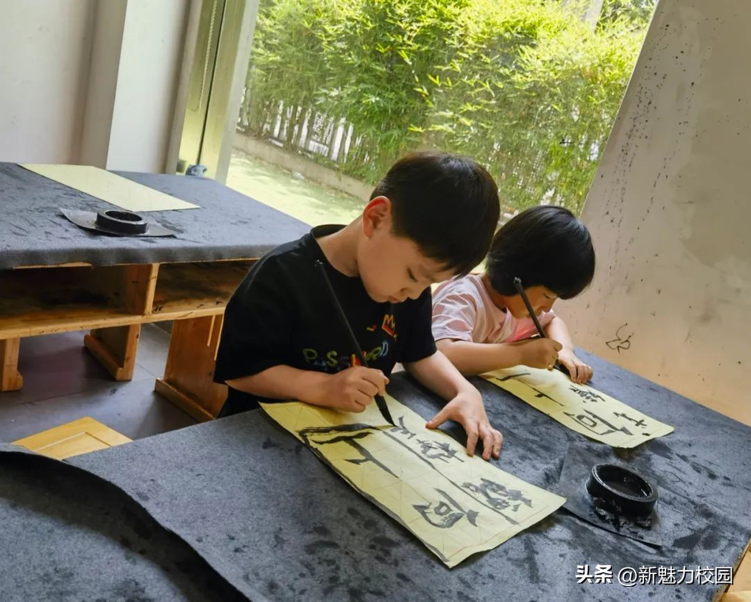 幼儿园大班参观小学活动,剑桥幼儿园参观小学活动