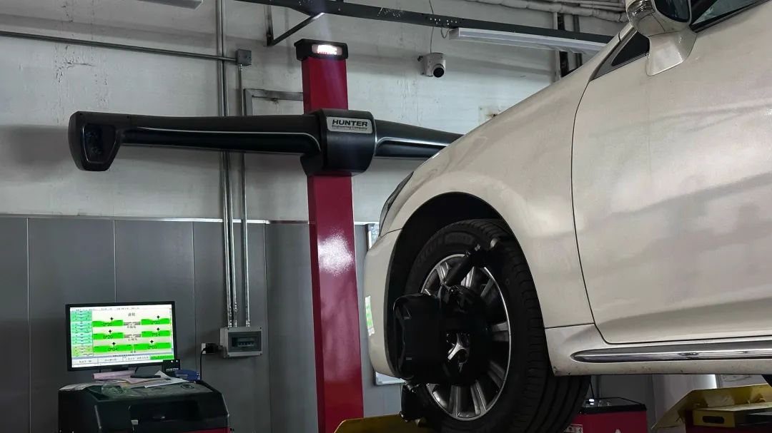 13代半皇冠底盘松散回炉重造,十三代皇冠彻底整备