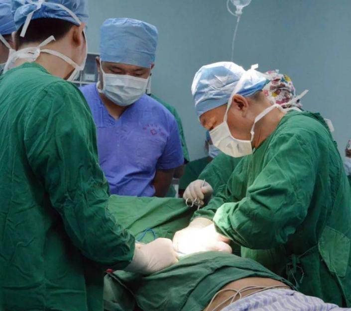 阴阳人有没有存在,阴阳人存在么