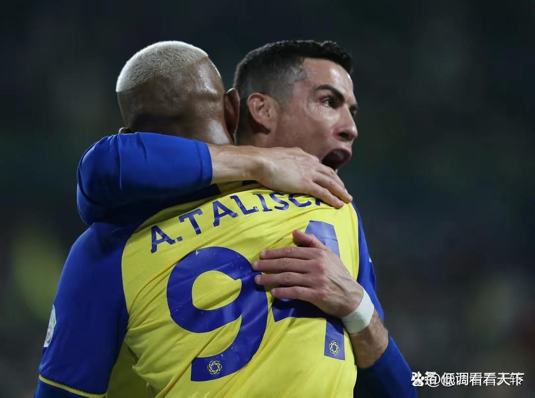 c罗五大联赛最后一个任意球,c罗梅开二度精彩进球助球队逆袭