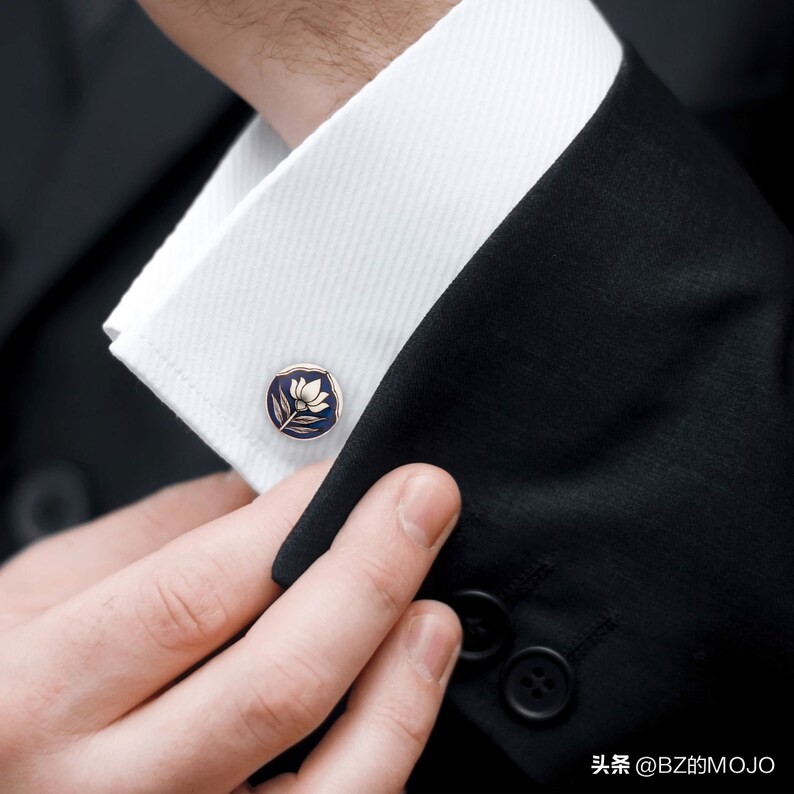 男性首饰高级潮流,现代男人必备10件物品