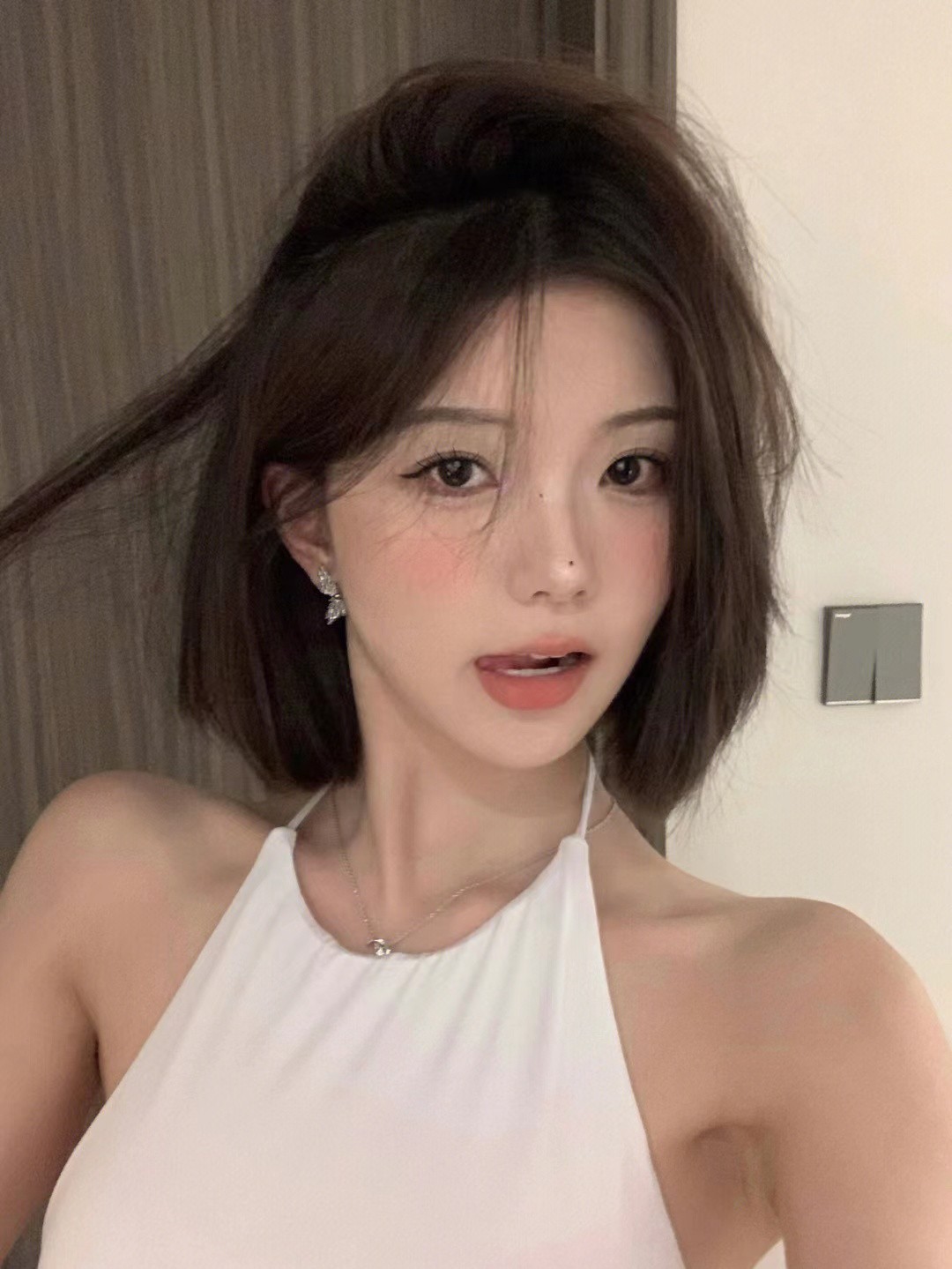 脸干到爆皮夏季怎么护肤,为什么你的脸越洗越油