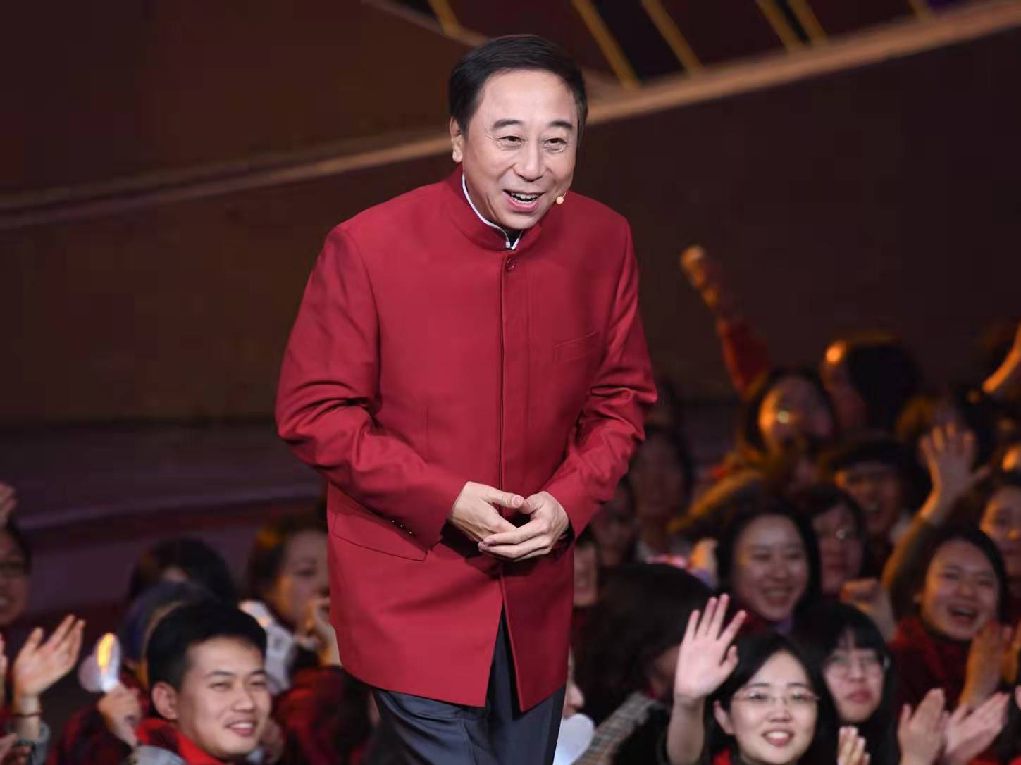 2022山东春晚再出新招，利用潍坊剪纸公布嘉宾阵容