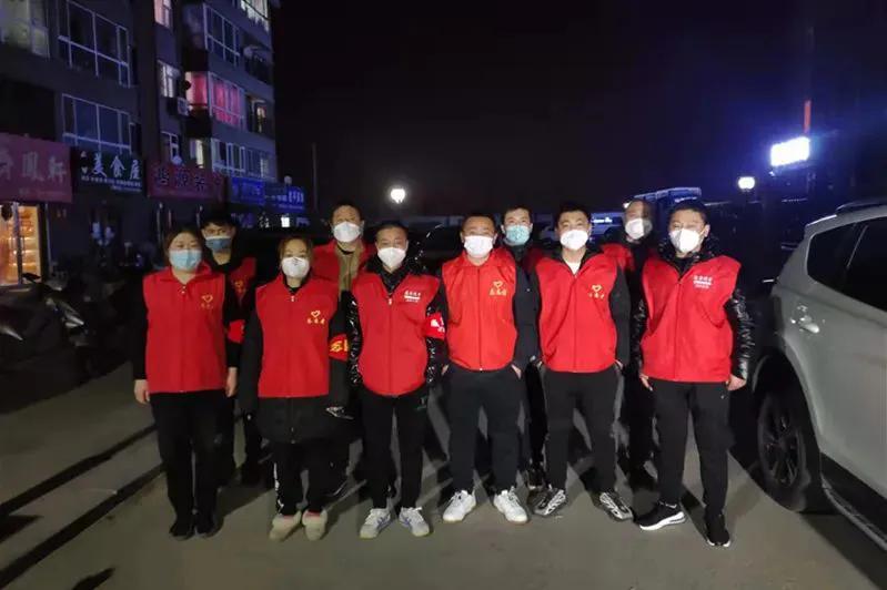 沈阳新民保卫战,抗击疫情沈阳红马甲筑起安全墙