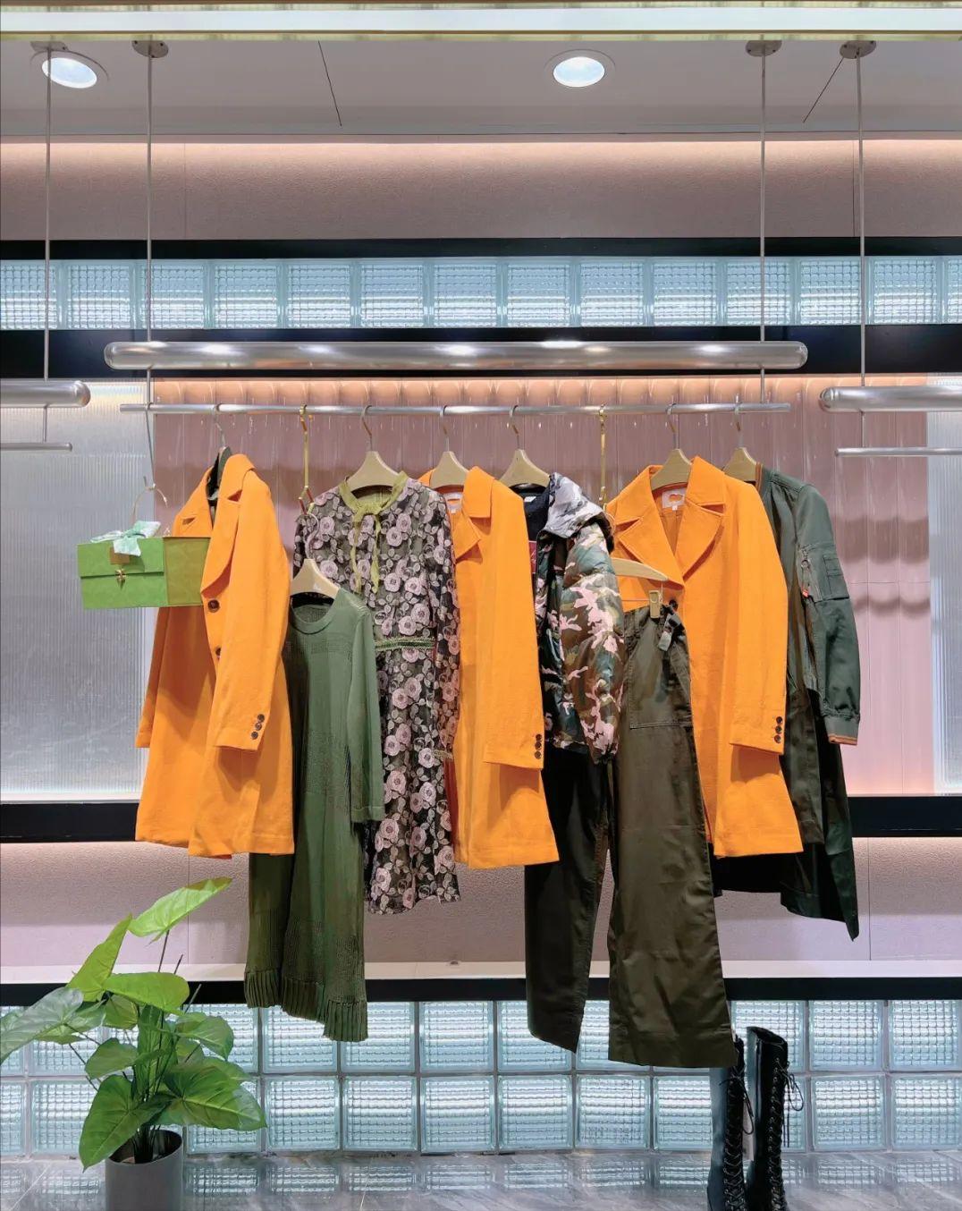 mx羽绒衣女款,羽绒服女装爆款2022新款穿搭