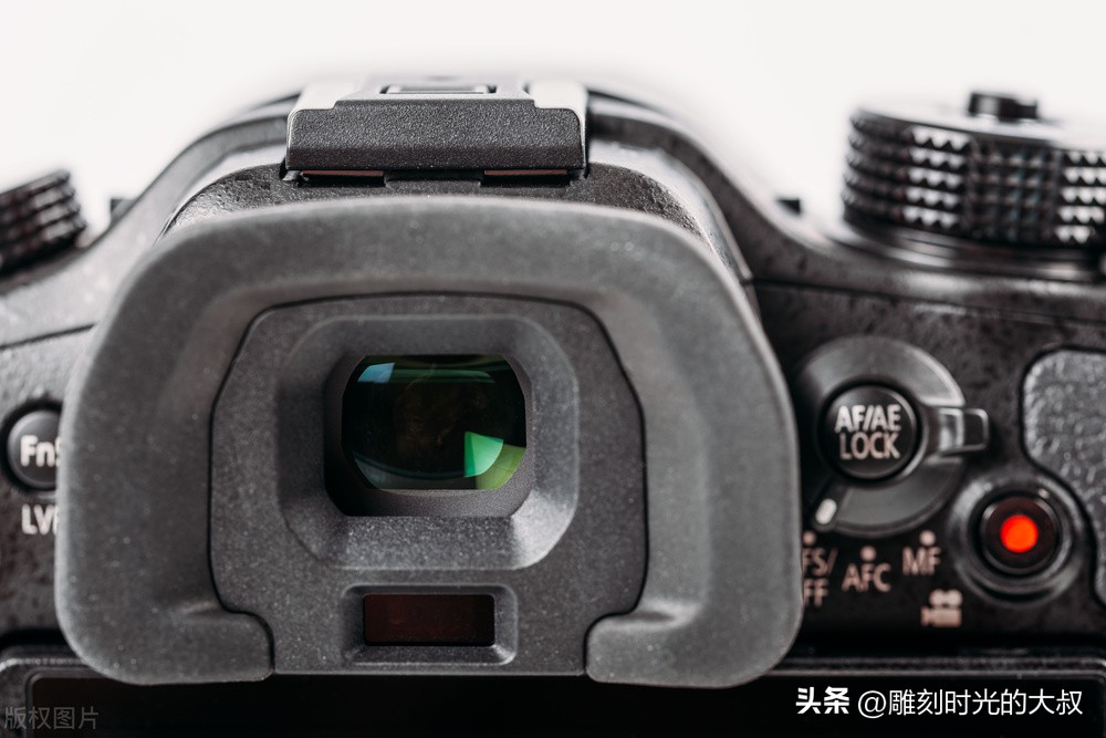 手机相机ev和iso的区别,相机evf取景器感应坏了