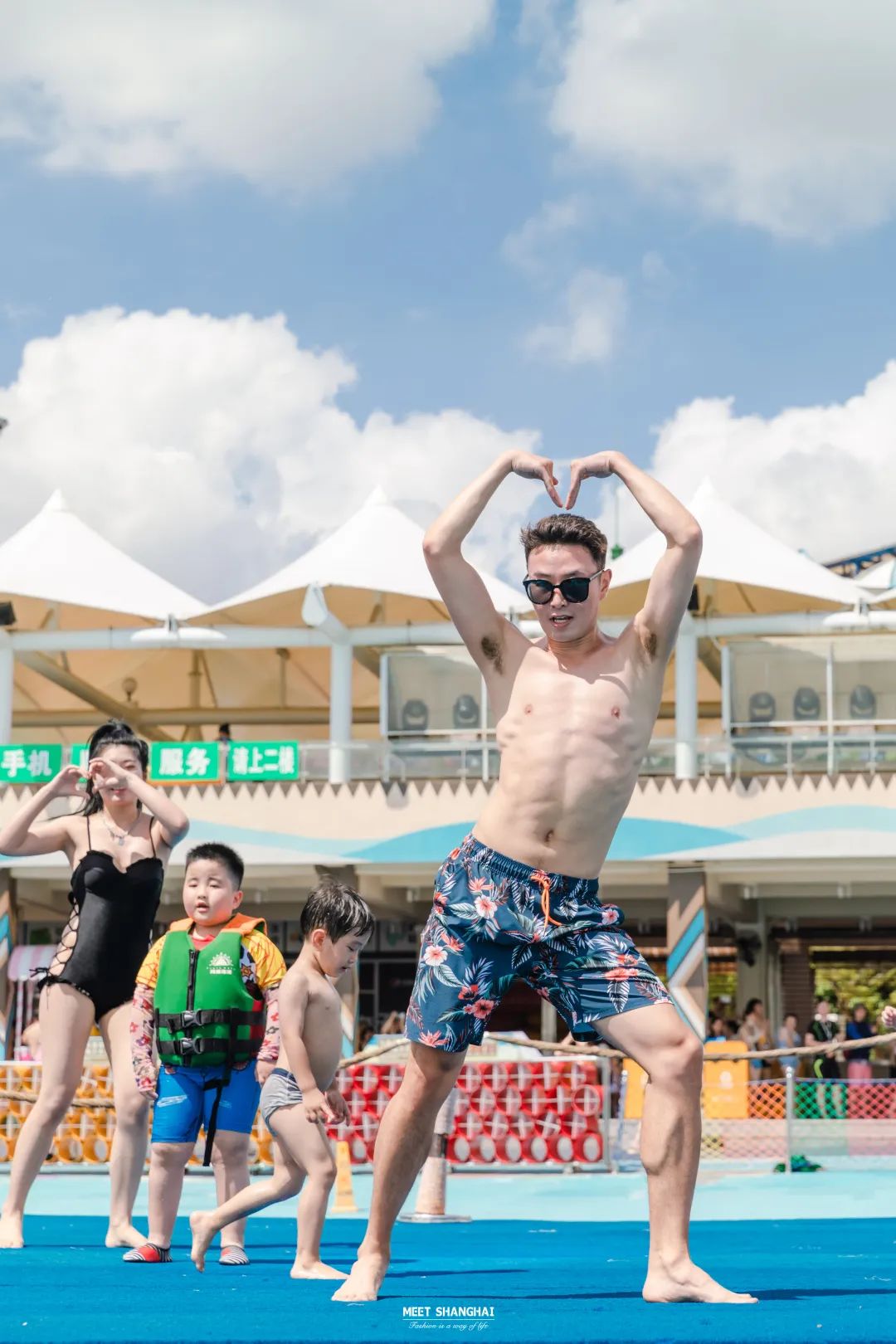 200000㎡水公园今夏回归！电音健身趴、粉红沙滩...嗨翻假期