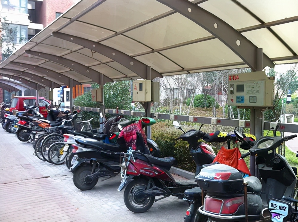 电动车长时间不骑怎么保护电瓶,电动车电池饿死修复的正确方法