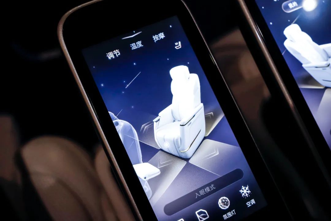 别克gl8星空顶,别克世纪星空顶