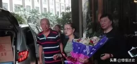 90年代中国首富:入狱18年妻离子散,小28岁小姨子为他不离不弃