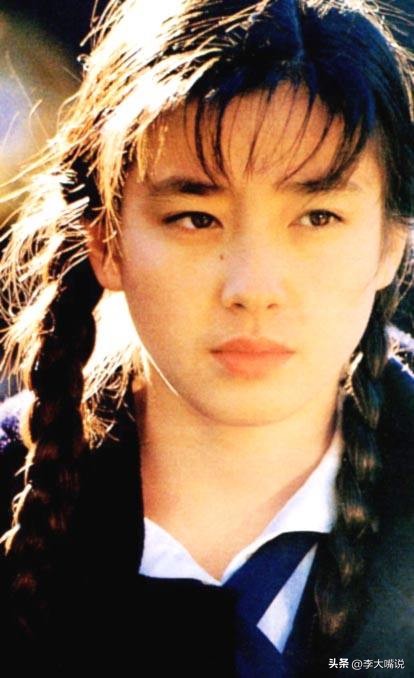 被母亲送给导演，被强迫拍摄，她的一生有多可悲