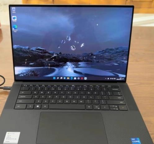 戴尔笔记本xps13和15哪个好,戴尔笔记本xps139360缺点